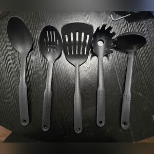 NWOT T-fal Nonstick Nylon Kitchen Utensil Set 5-Piece